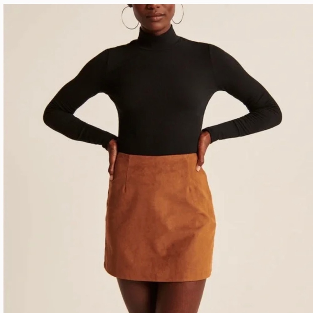 NWOT Abercrombie Vegan Suede Skirt
